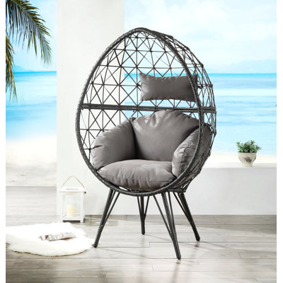 Chaise longue en osier de tissu et blanc