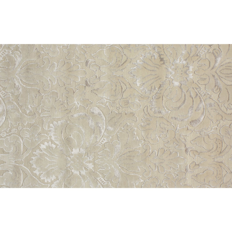 Floral Area Rug in Cream/Ivory/Silver, Rectangle 8' x 10'