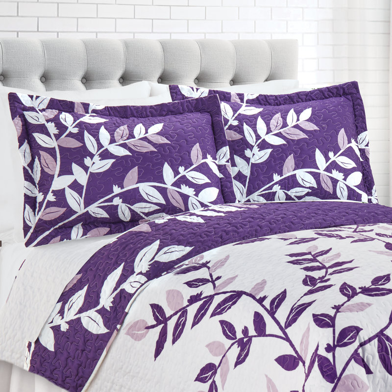 Sage Polyester Standard Pillow Sham with Leaf Design