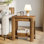 Petite table d'appoint Farmhouse avec tablette de rangement pour le salon