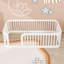 Lit simple en bois avec coins arrondis-687931773