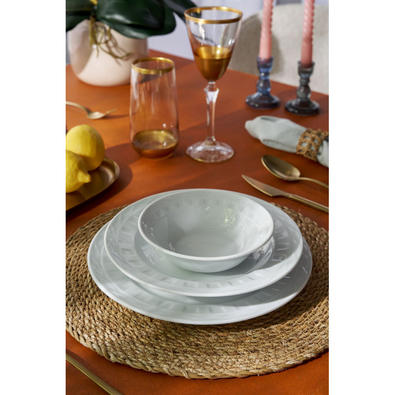 Service de table (18 pièces)