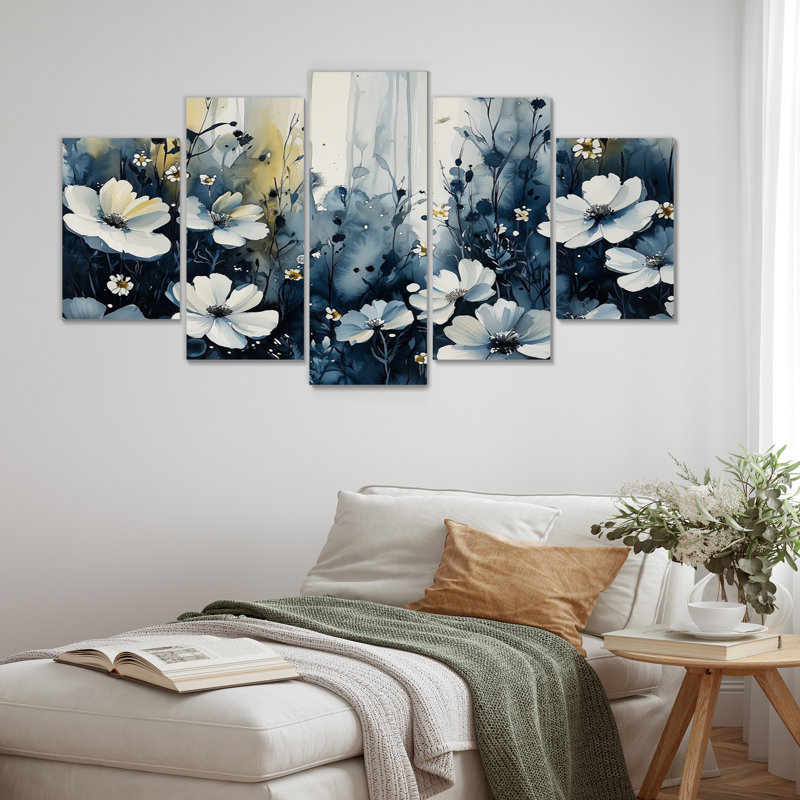 «Midnight Violet Flowers In Fields II - Violets», art mural traditionnel pour le salon, 5 pièces