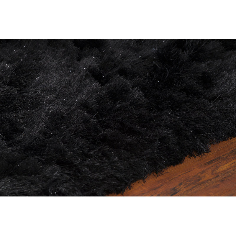 Tapis noir à poils longs fabriqué à la main Shaylène, 5 pi x 7 pi 6 po