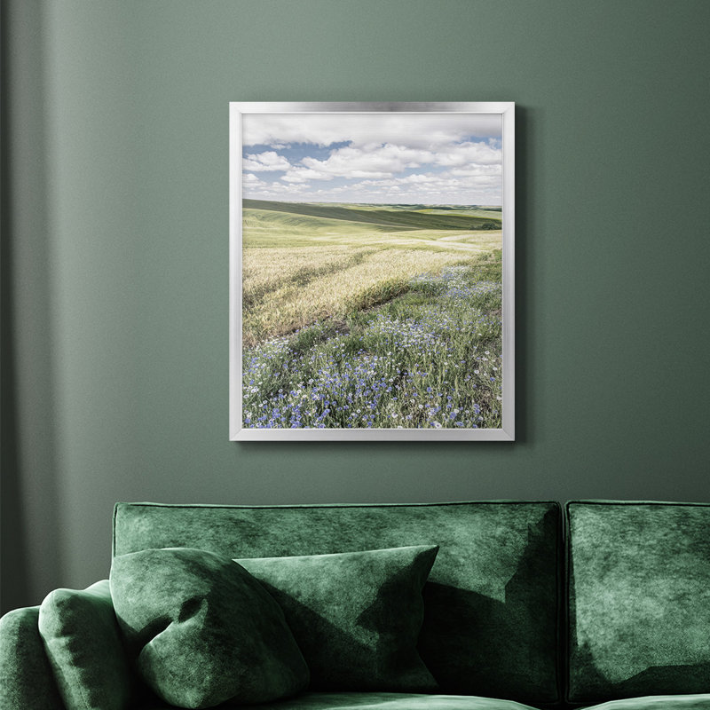 Toile encadrée de qualité supérieure Wildflower Farm - prête à être accrochée, Argent, H 20 po x l 16 po