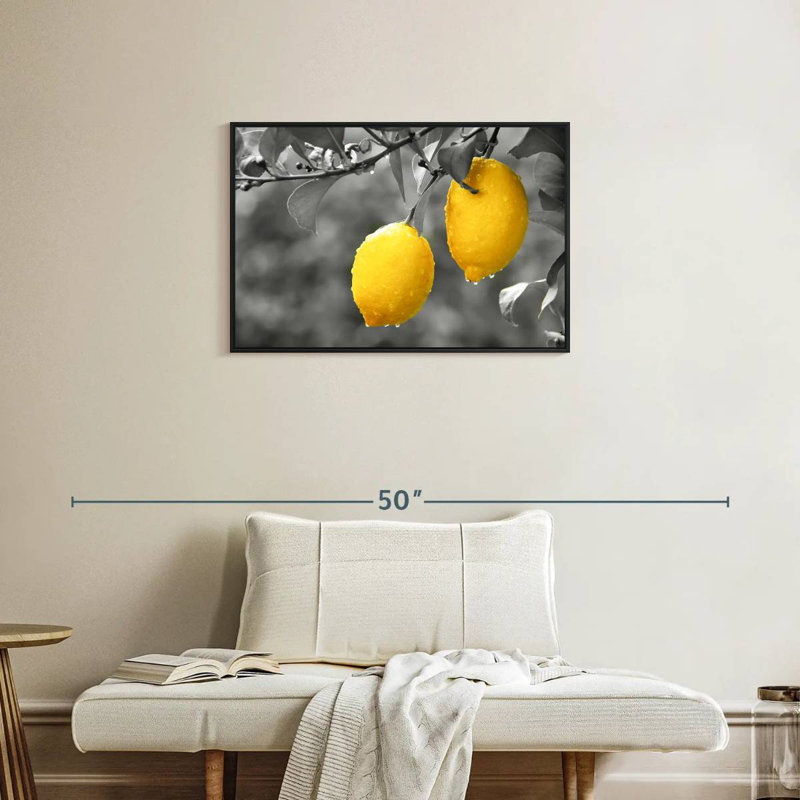 Yarlin Lemons Pop, 21" H x 31" W
