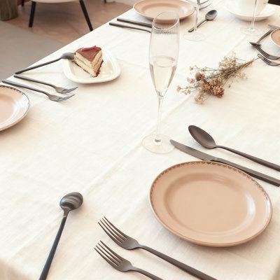 Ensemble de couverts en acier inoxydable 18/10 forgé à la main, ensemble de couverts argent mat noir 40 pièces avec poignée cuboïde, service pour 8 personnes, ensemble de couverts allant au lave-vaisselle pour un mariage à domicile ou un événement