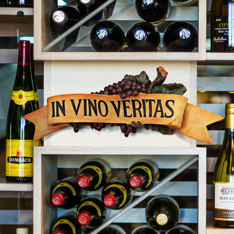 Sculpture murale In Vino Veritas