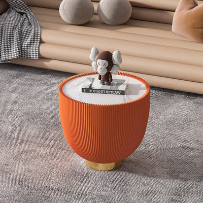 Table de bout ronde avec base en métal, table d'appoint pour la décoration intérieure