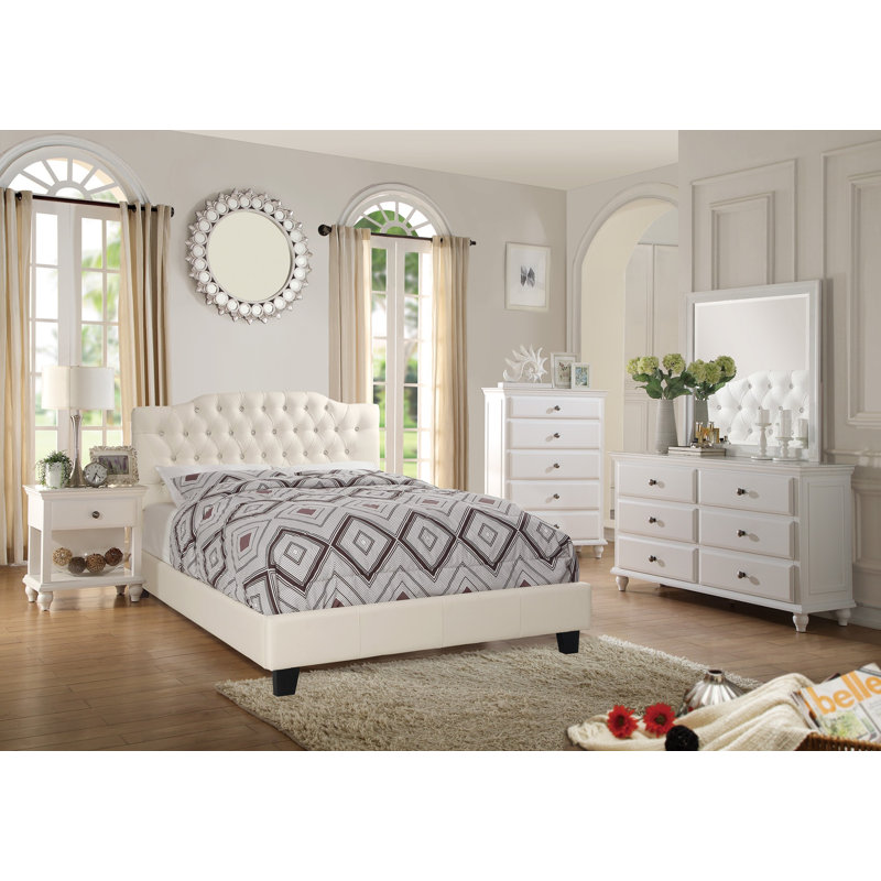 Datrell Tufted Upholstered Platform Bed, Queen