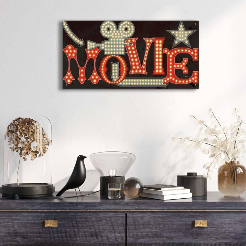 Art mural en verre épique «Movie Lights 2 V2» par Pela Studio, H 24 po x l 48 po