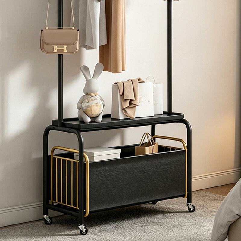 Hinshaw, Black/Gold