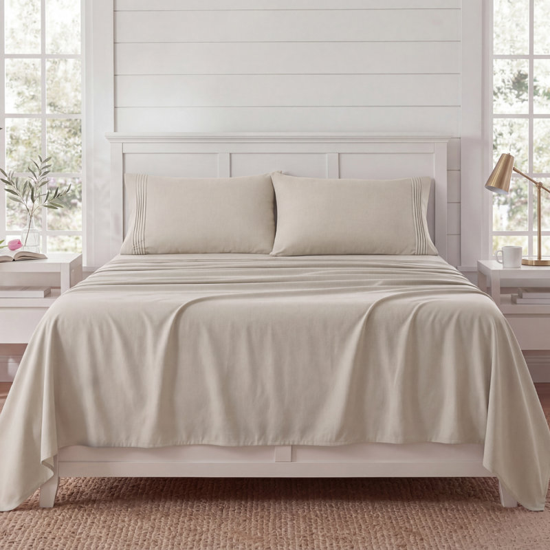 Bedsure Deep Pocket Sheet Set - Fits Mattresses Up to 21 Inches Thick -  GentleSoft Bed Sheet set, Moisture Wicking, Soft & Cooling Bed Sheet & Pillowcases, Easy & Secure Fit