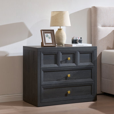 Table de chevet 30,7 po avec 3 tiroirs et station de charge, 1 pièce, gris noir