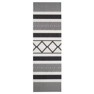 Urban Black/White Rug