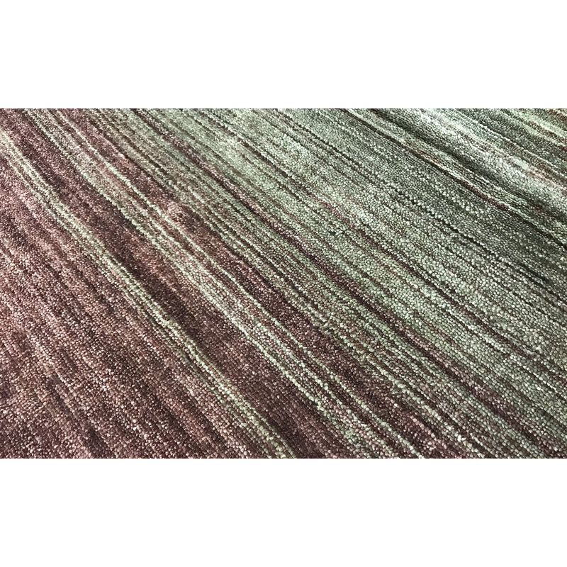 Area Rug in Brown/Rust