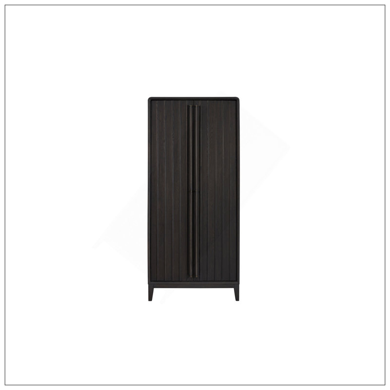 Armoire au fini poivre