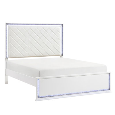 Grand lit avec tête de lit en similicuir blanc de style contemporain, DEL à 8 couleurs et garniture d'aspect métallique pour finition de chambre à coucher avec rails inclus