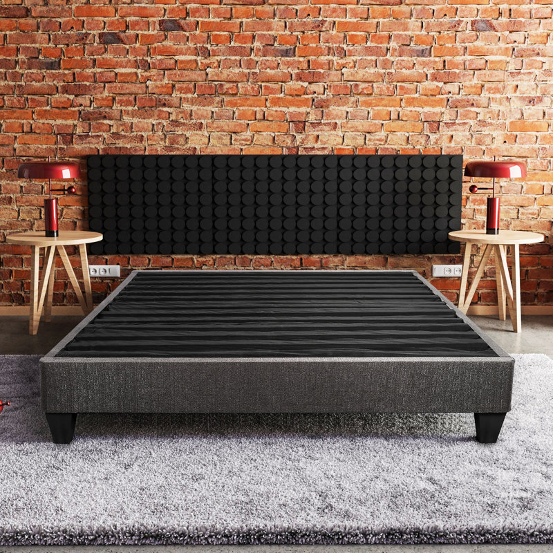 Base de lit tapissier pleine grandeur contemporaine de couleur gris foncé, pouvant être installée sur un cadre gris séparé