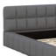 Lit plateforme au sol avec tissu en lin et lattes robustes de soutien-700376749
