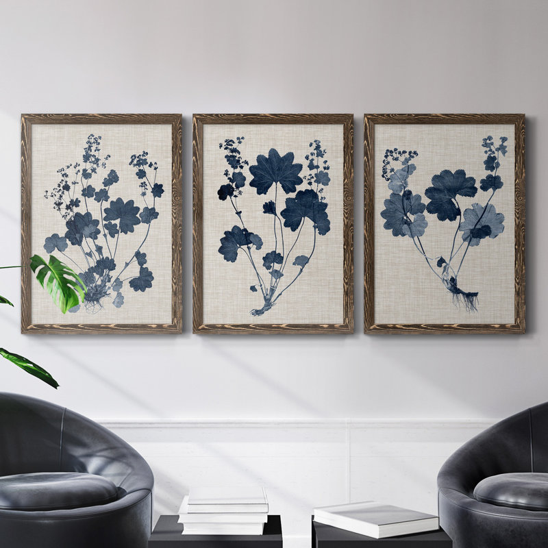 Bleu marine et feuilles de lin II - ensemble de 3 peintures sur toile encadrées, H 37,5 po x l 82,5 po x P 1,5 po, Noyer