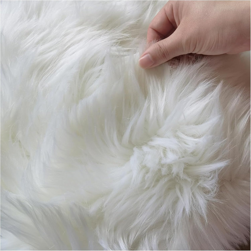 Girault Faux Fur Carpet For Living Room Kids Room Machine Washable Rug In White, Rectangle 8’ x 10’