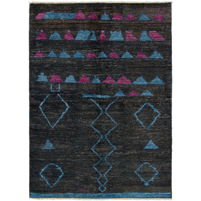 Tapis unique en laine noué à la main style Shalimar des années 2010 de 6 pi 3 po x 9 pi 1 po noir Céline