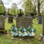 Fleurs de cimetière artificielles pour la tombe
