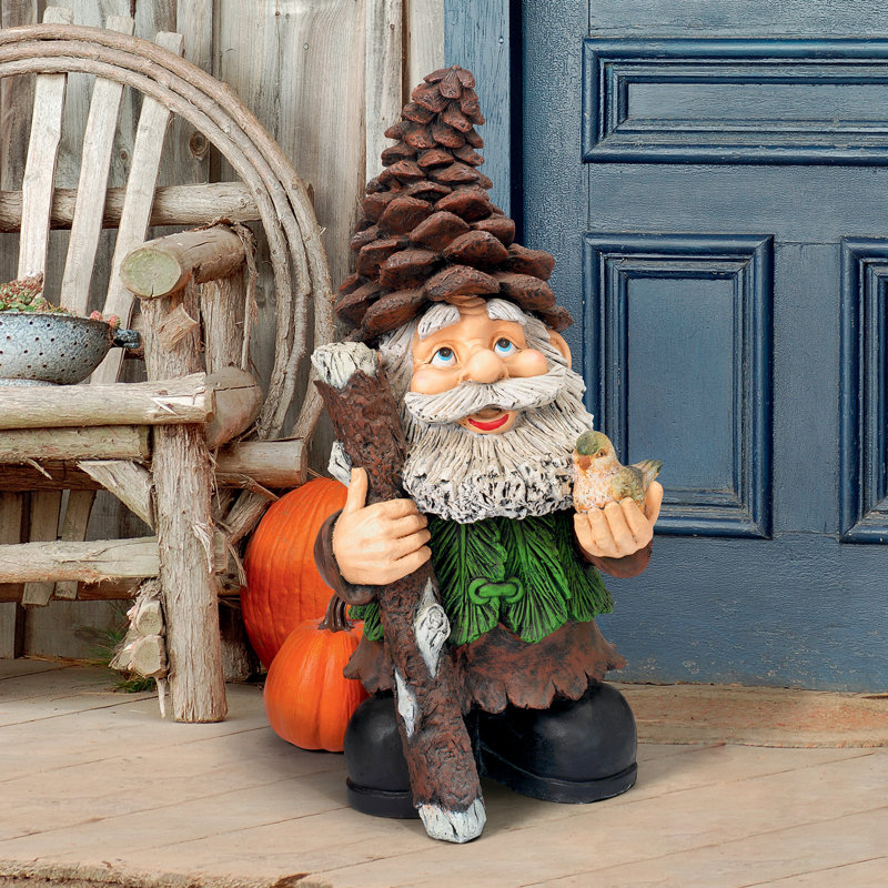 Statue de gnome des bois Pinecone Percy