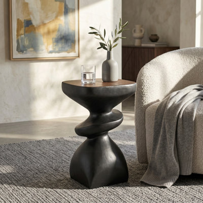 Table d'appoint abstraite à plusieurs niveaux MGO