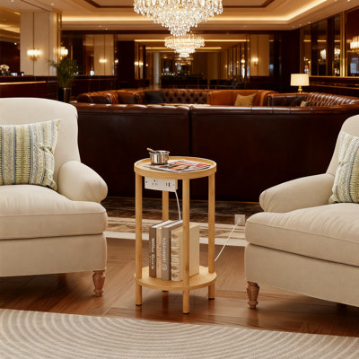 Table d'appoint en bambou à 2 niveaux avec station de charge, table de bout ronde compacte avec prise de courant et ports USB, facile à assembler pour le salon et la chambre à coucher