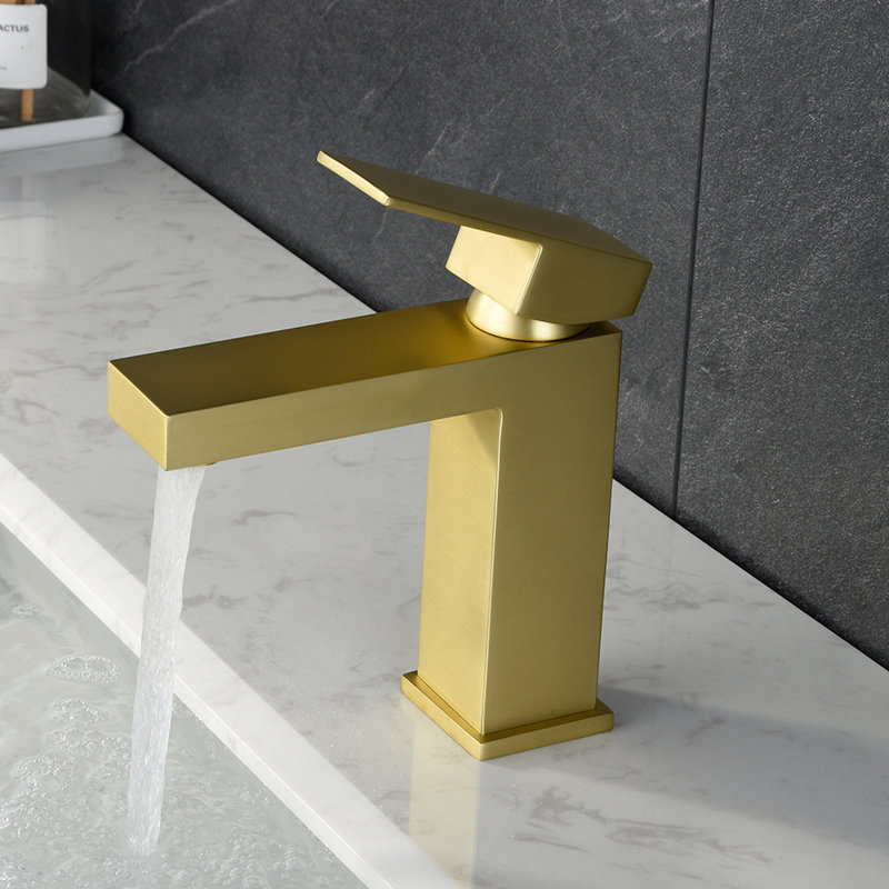 Robinet de lavabo doré - remplissage latéral et en céramique inclus pour un débit efficace dans la salle de bain