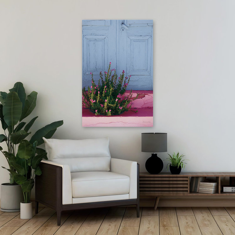 Santorini I Spring Crop - Blue Coastal Doorway, Grèce, art, H 36 po x l 24 po