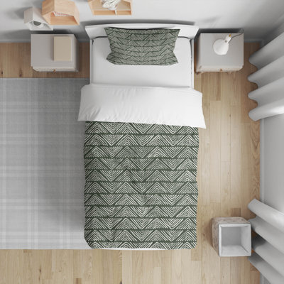 Chev Wave Stripe Decorative Lightweight Comforter Set