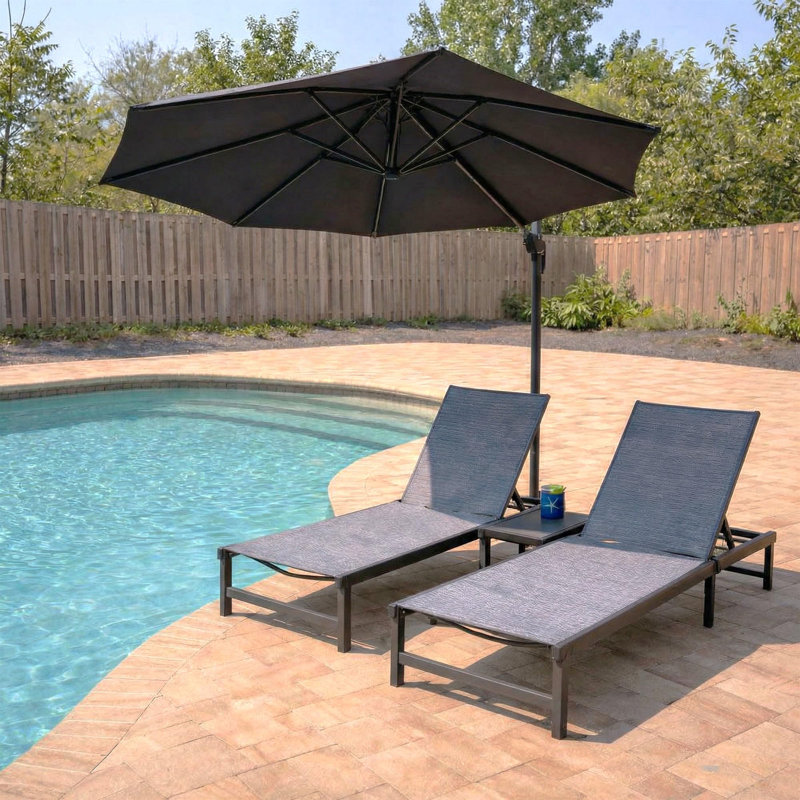 Chaise longue d'extérieur avec table Reivo, Mélange de gris