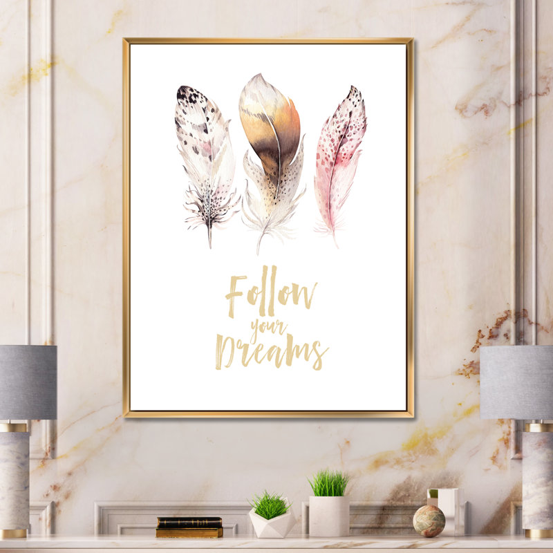 Plumes de bohème multicolores «Follow Your Dreams» - Art textuel sur toile, H 20 po x l 12 po x P 1po, Encadrement doré