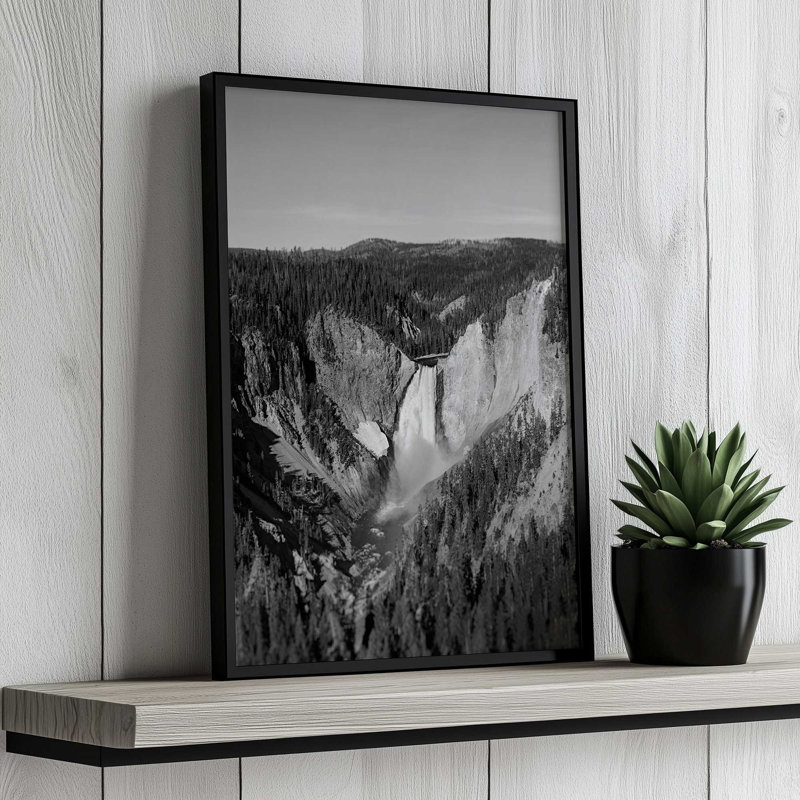 «Yellowstone» par Garima Dhawan, reproduction d'art sur toile, H 16 po x l 12 po, Blanc