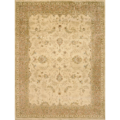 Wool Oriental Area Rug in Beige/Brown