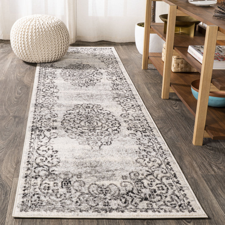 Shellenbarger Filigree Medallion Dark Gray/Cream Rug