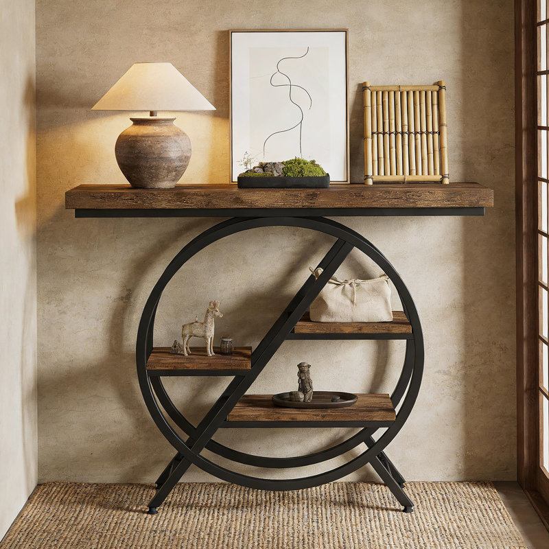 Console chic et fonctionnelle avec tablettes décalées, idéale pour les vestibules modernes et les salons.