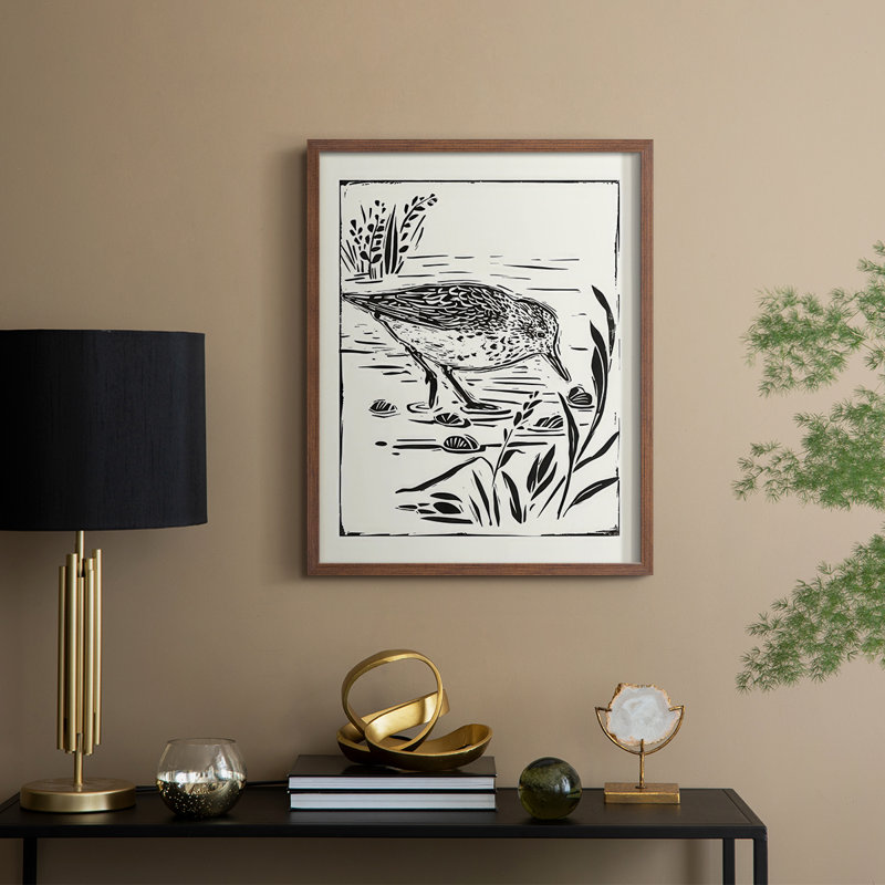Linocut Style Seabird III, reproduction encadrée - bois massif, H 21 po x l 17 po, Noyer