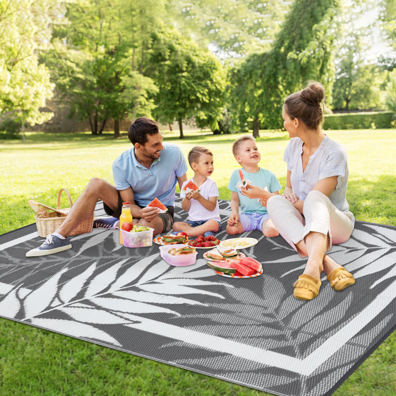 Outdoor Plastic Mat for Patio & Garden Modern Decorative Area Rug Portable Durable for Deck Backyard Porch RV & Camping, Gray