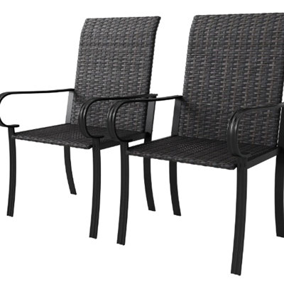 Ensemble de 2 chaises de jardin avec dossier haut et accoudoirs, assise profonde. Structure en acier robuste. Assemblage requis (notice incluse). Confortables et résistantes à la rouille.