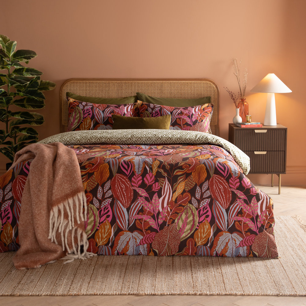 Utopia Polyester Floral Duvet Cover Set with Pillowcases Included