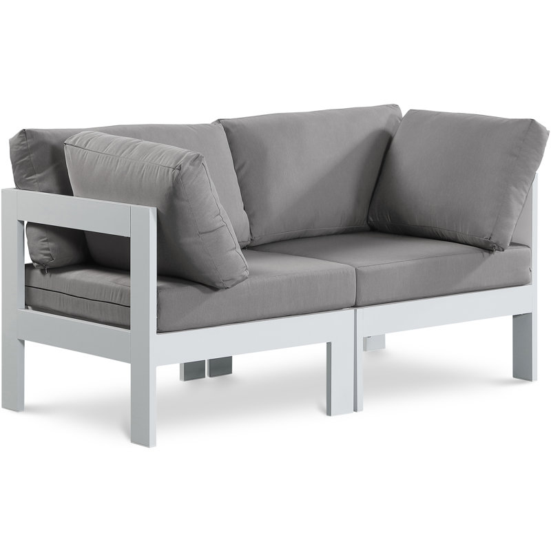 Causeuse d'extérieur avec coussins de 60 po de largeur Kylis, Blanc, Gris