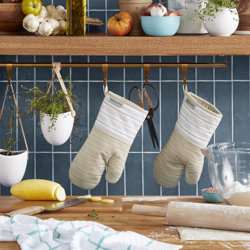 KitchenAid Albany Oven Mitt 2-Pack Set, White