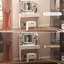 Coiffeuse avec miroir et lumières à DEL, couleur / luminosité réglable, 2 prises de courant / 2 ports USB, bureau de maquillage blanc avec tabouret de rangement, 8 tablettes ouvertes, 2 tiroirs, 2 supports à rouge à lèvres, tablette inférieure
