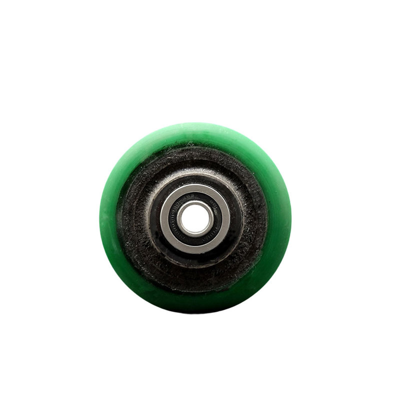 Polyuréthane sur roulettes en fonte