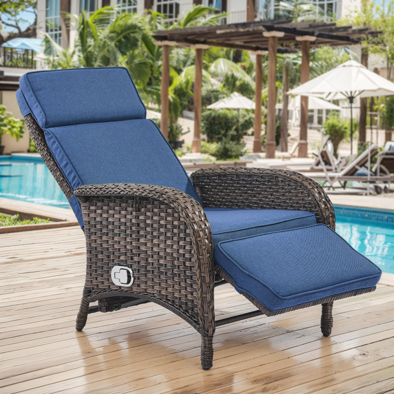 Valierius Outdoor Chaise Lounge Chair Adjustable 6-Position With Soft Cushions, Waterproof PE Wicker & Durable Metal Frame - Ideal For Poolside, Patio & Deck Relaxation
