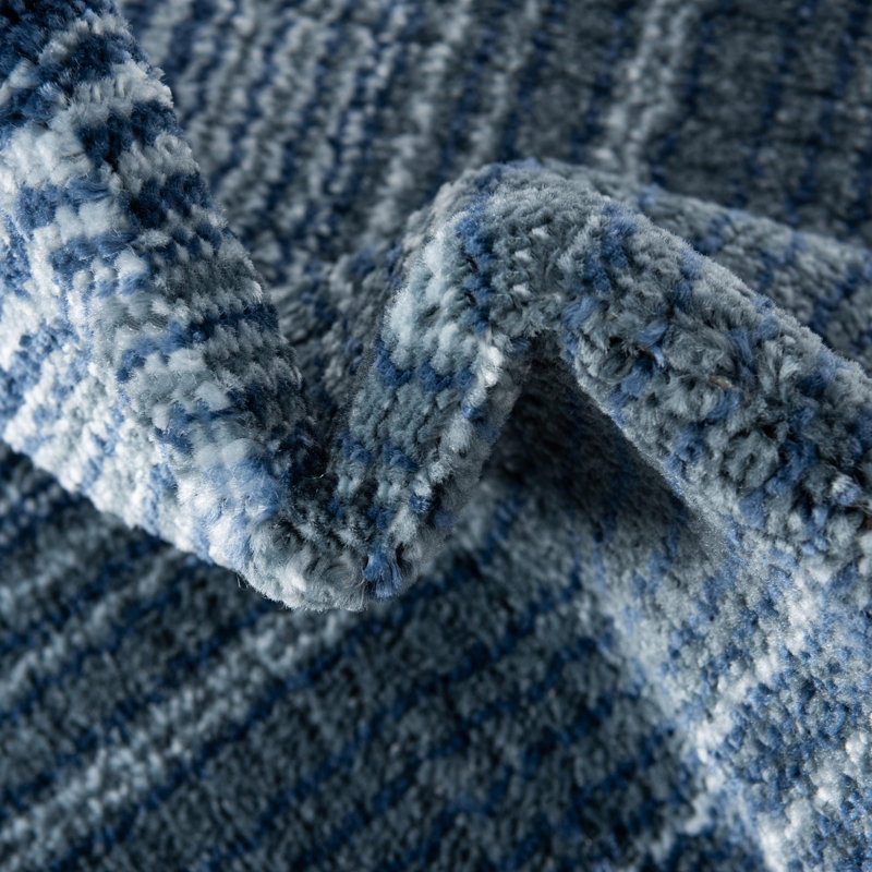 Tapis d'intérieur rayé Hulsey, Blue, Rectangle 6 pi 1 po x 9 pi 2 po